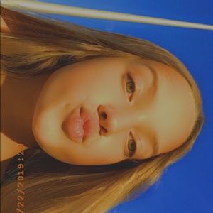 Meet your Posher, Delphyne